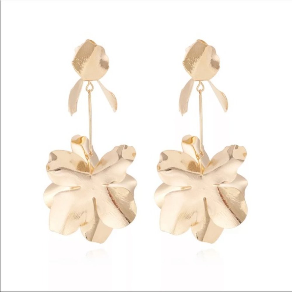 Abstract Gold Flower ๐น Anthro - Picture 6 of 7